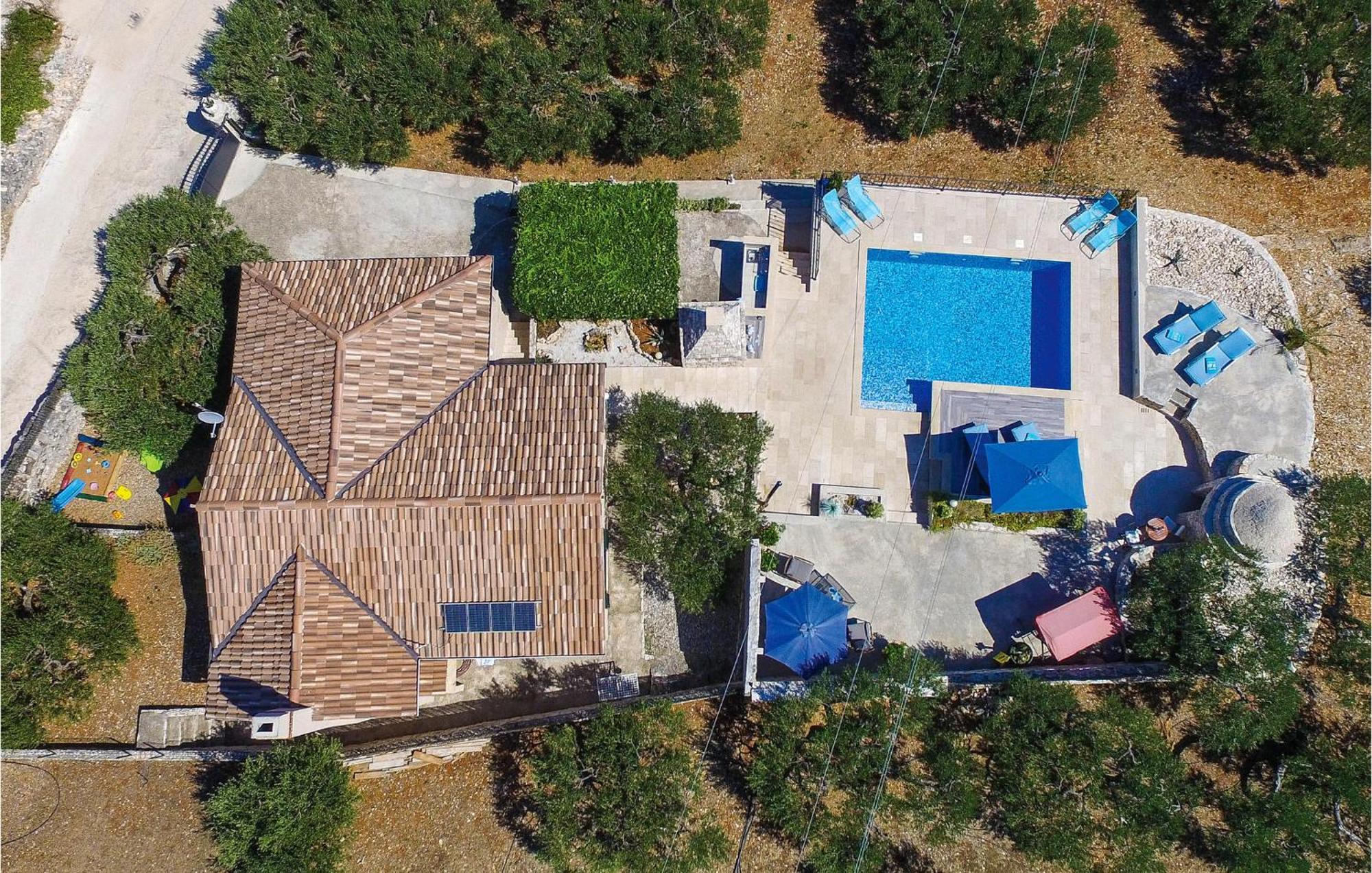 Pet Friendly Home In Postira With Wifi Экстерьер фото